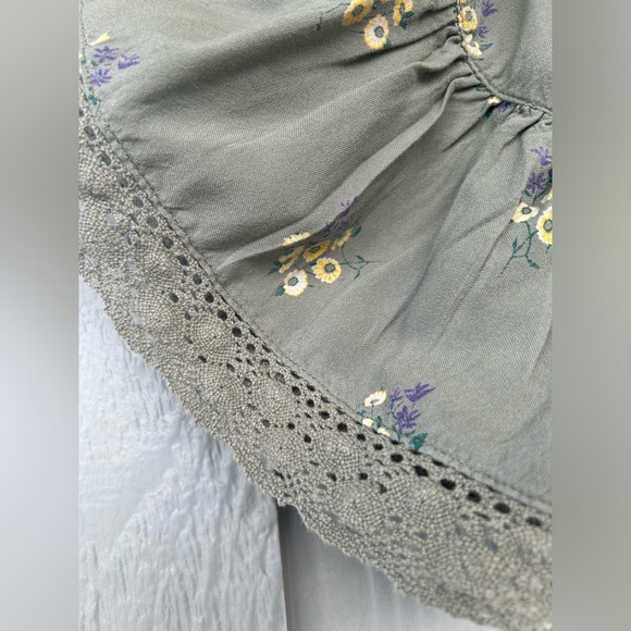 44.Maunces Green Floral Off The Shoulder Top Women’s Size M - Picture 9 of 15